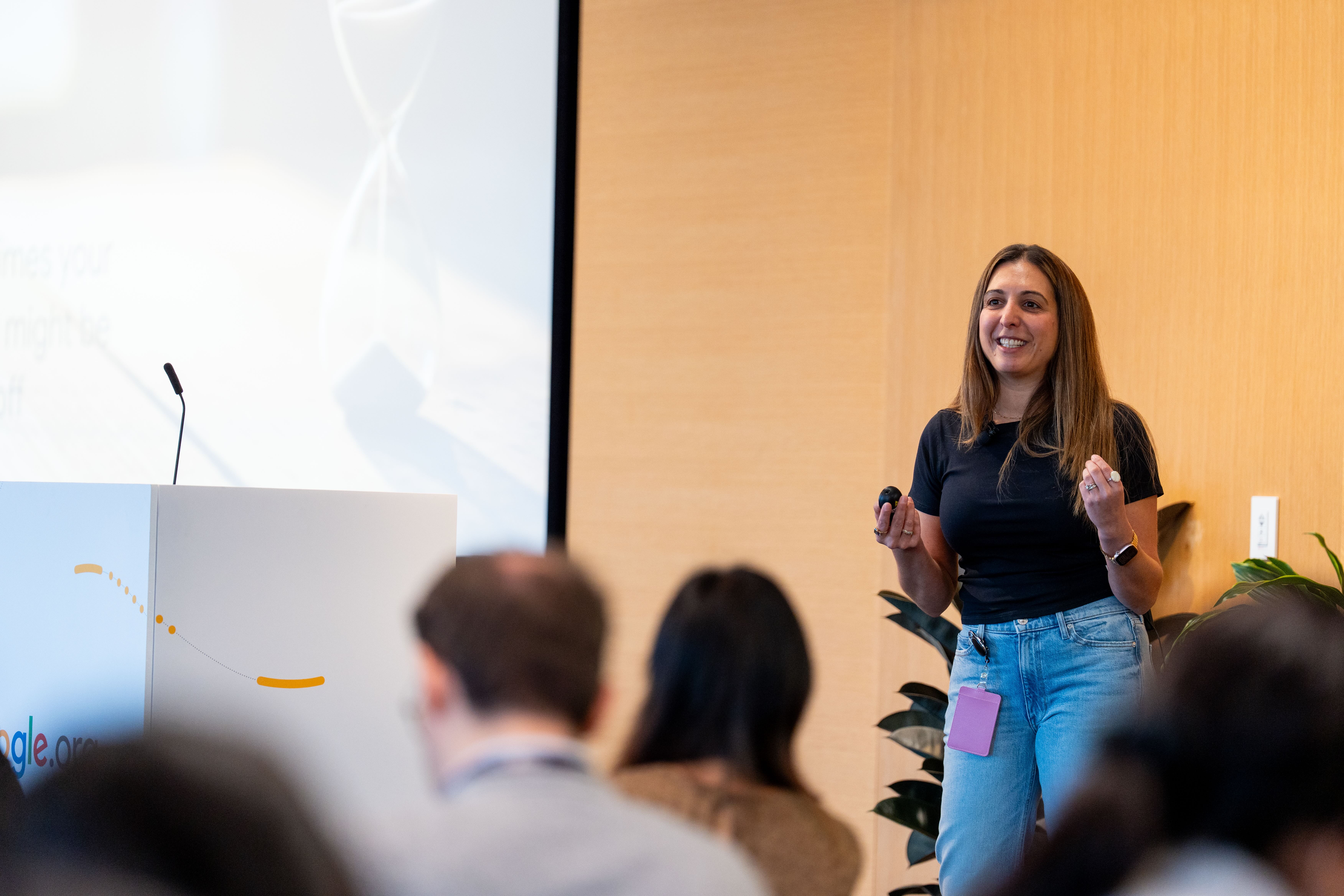 Jaclyn Konzelmann giving a keynote on AI products (photo 7)